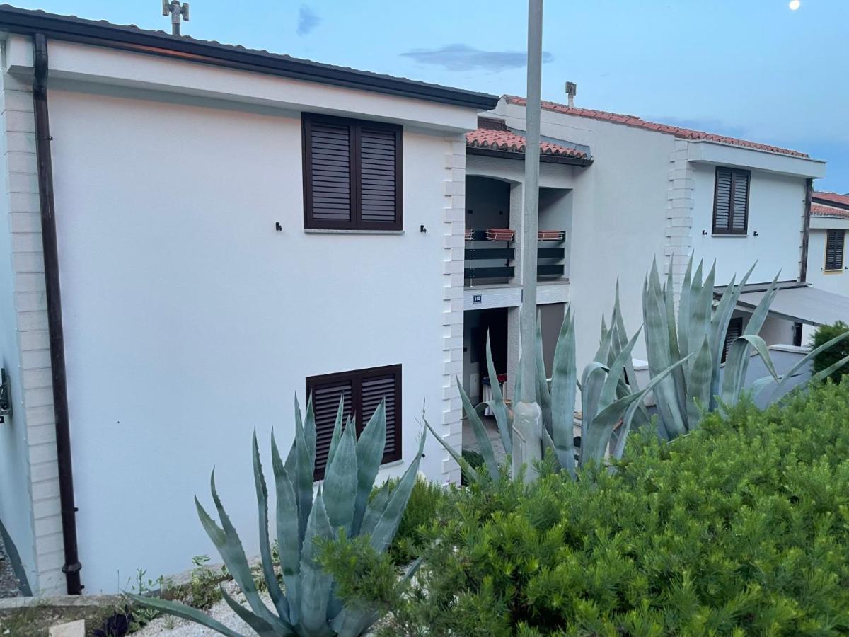 Residence4A-Appartamento Rosso رافني المظهر الخارجي الصورة